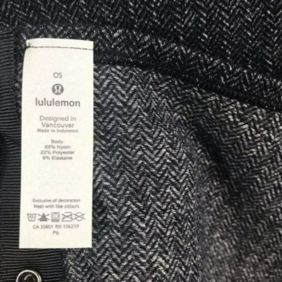 Lululemon Vinyasa Scarf Black Herringbone New with Tag - Picture 5 of 7